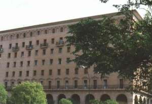 Colegio Mayor Cardenal Xavierre. Zaragoza.