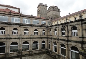 Colegio Mayor San Agustín. Santiago de Compostela. (Coruña, A).